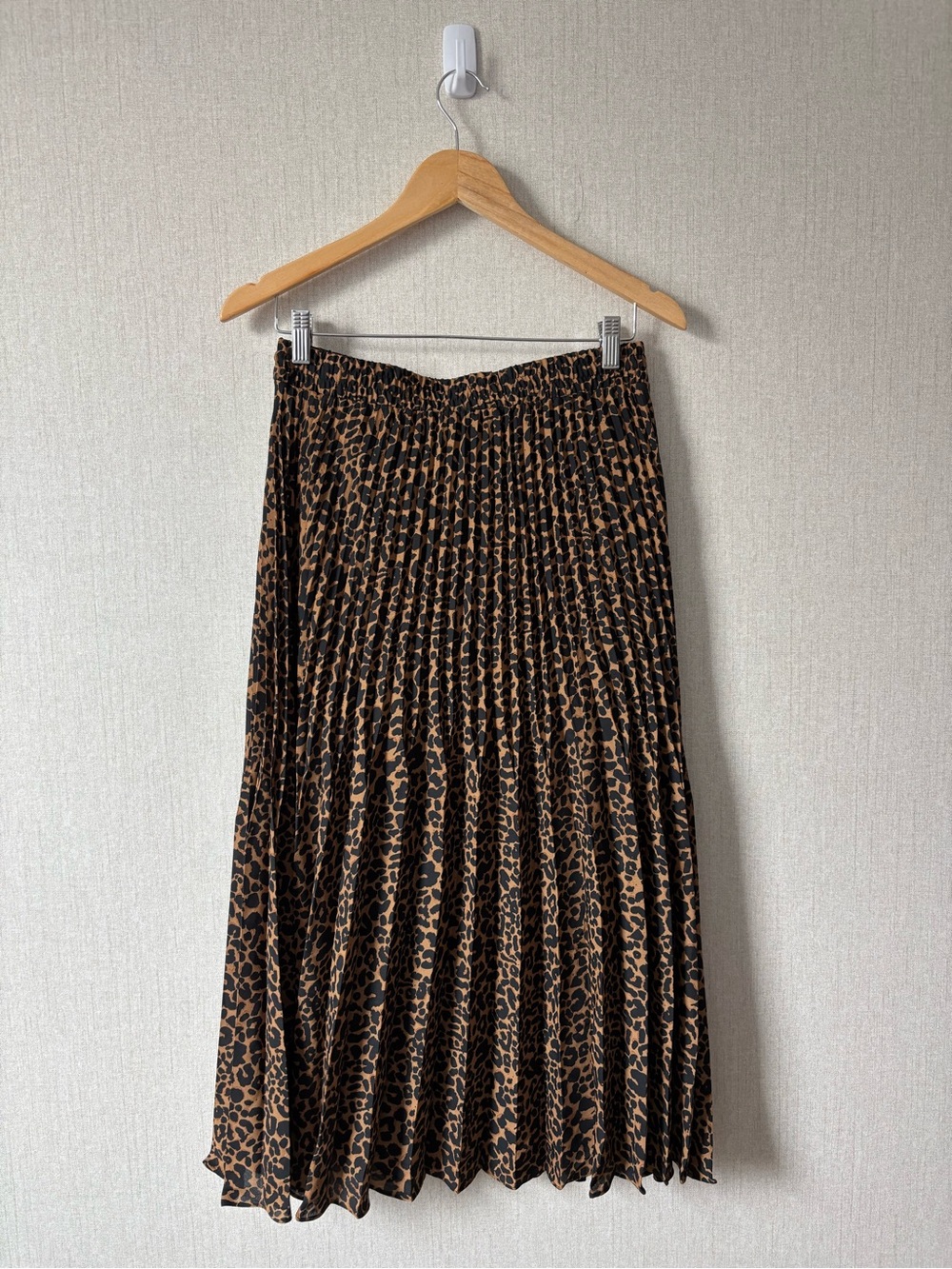 Max Studio Leopard-Print Pleated Midi Skirt in Brown and Black